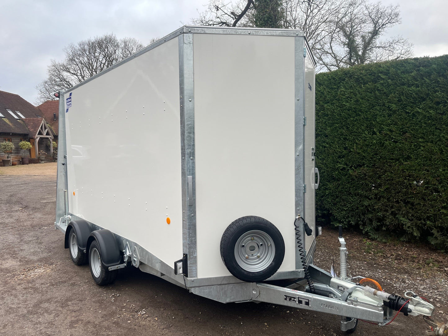 Brand New Ifor Williams BV126