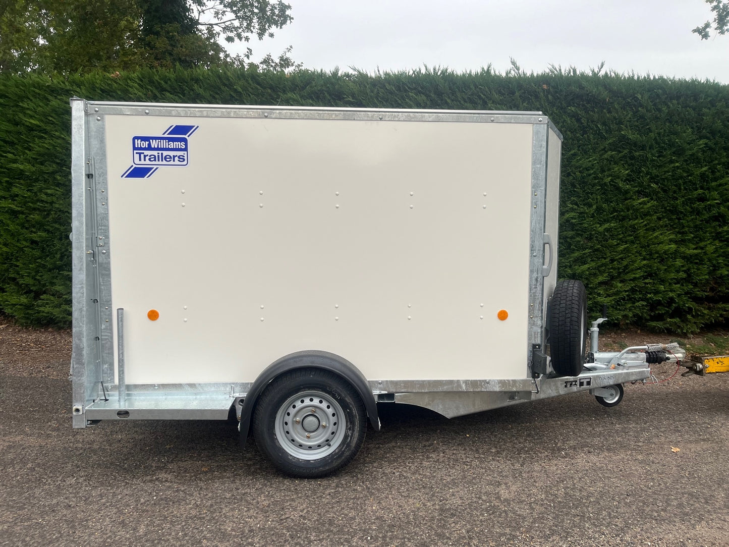 Brand New Ifor Williams BV84