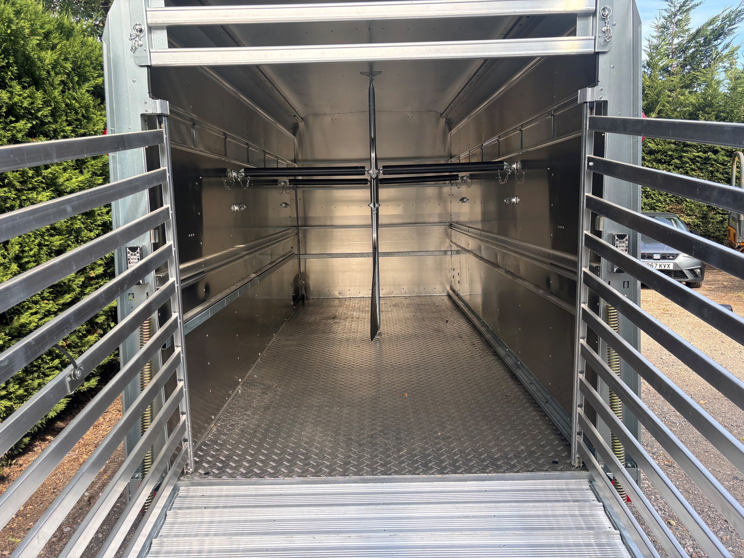 Brand New Ifor Williams TA510 14x7 UNI40414