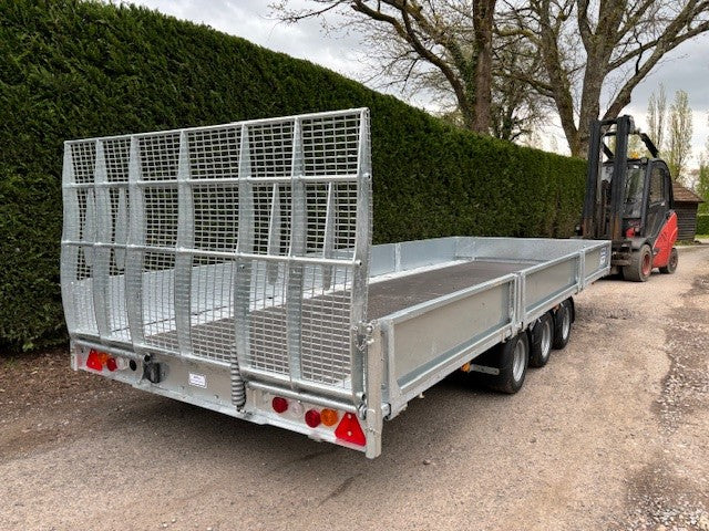 Brand New Ifor Williams TB5521-353