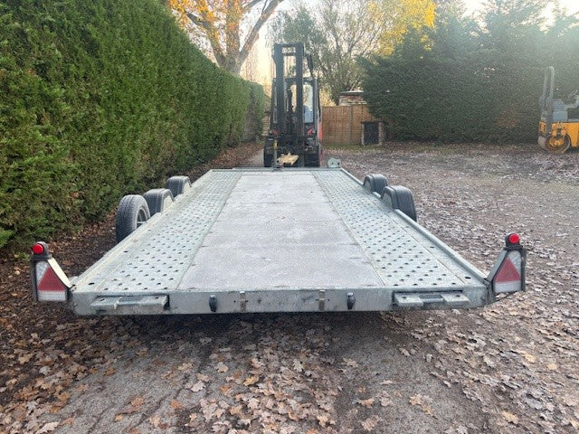 Used Tiki 2850 Car Trailer