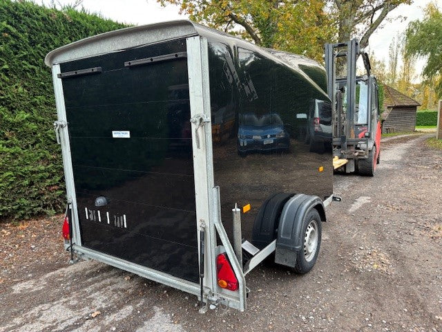 Used Debon C300 Box Van Trailer U3130