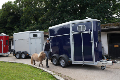 HB511 Double Horsebox