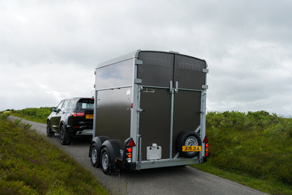 HB511 Double Horsebox