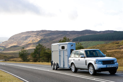 HB511 Double Horsebox