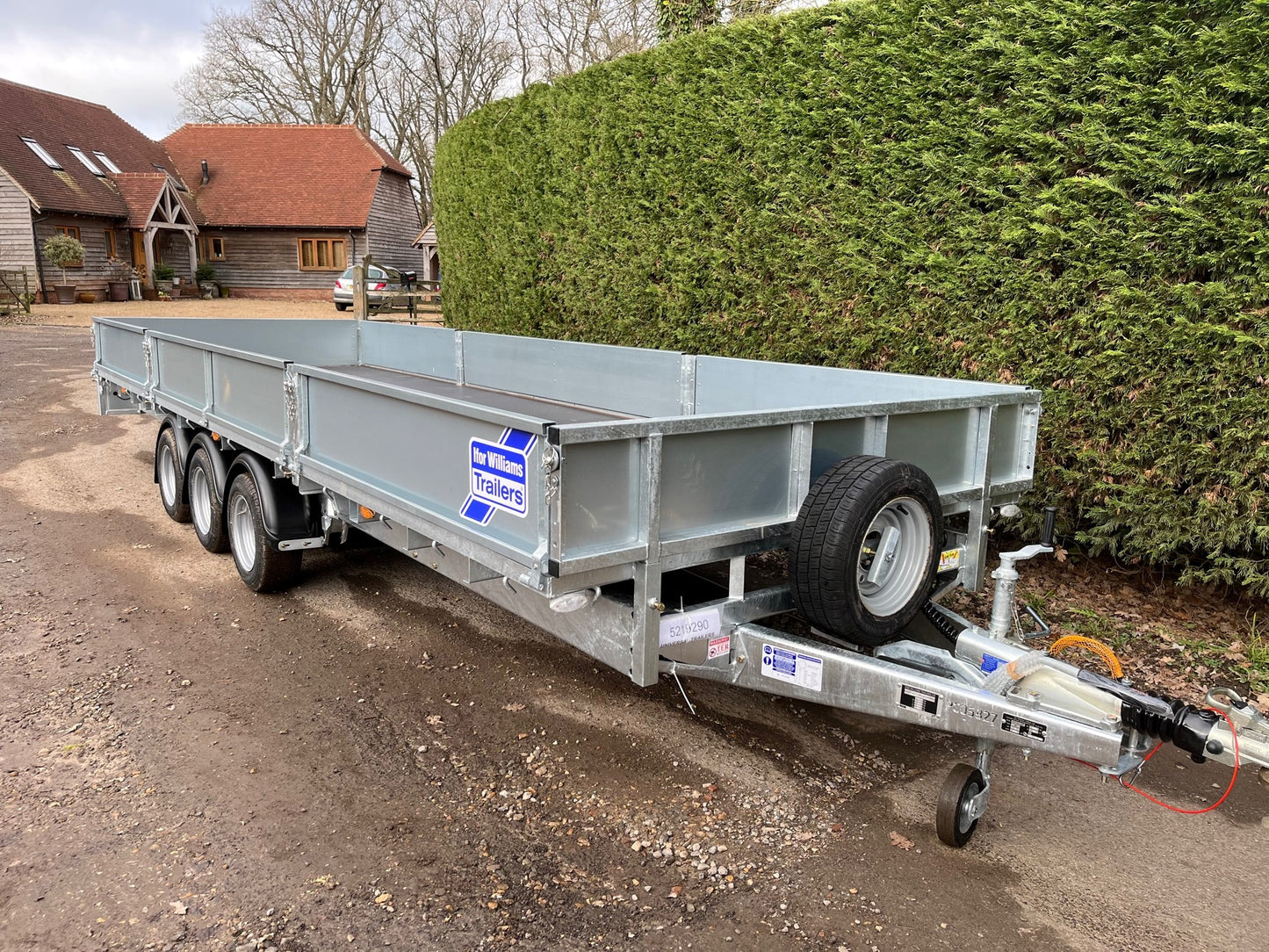 Brand New Ifor Williams LM207