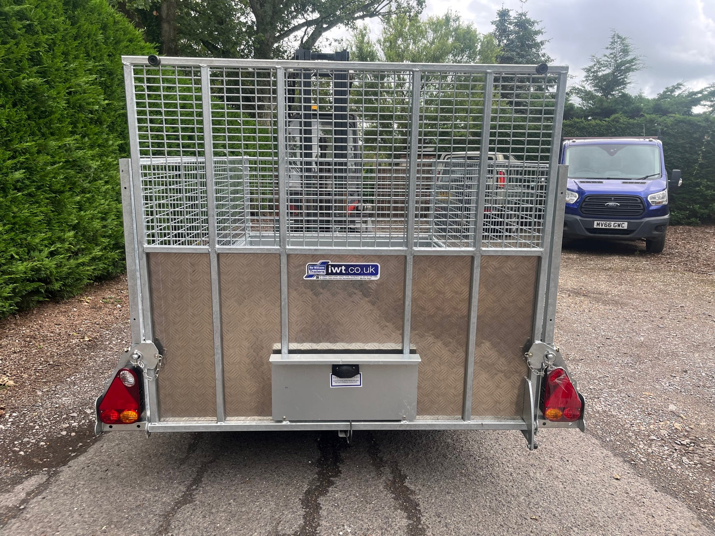 Brand New Ifor Williams P8b