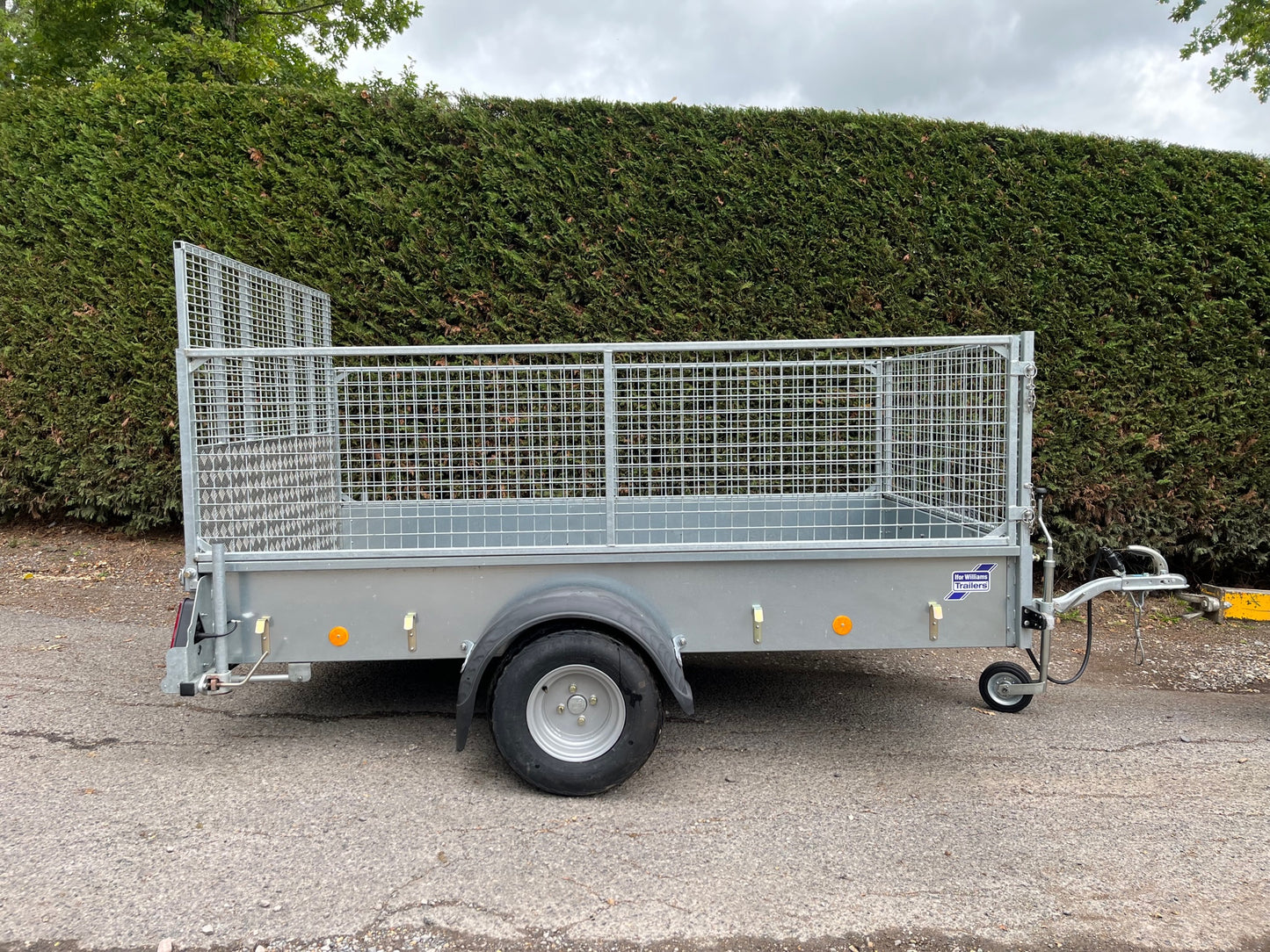Brand New Ifor Williams P8e Mesh Sides