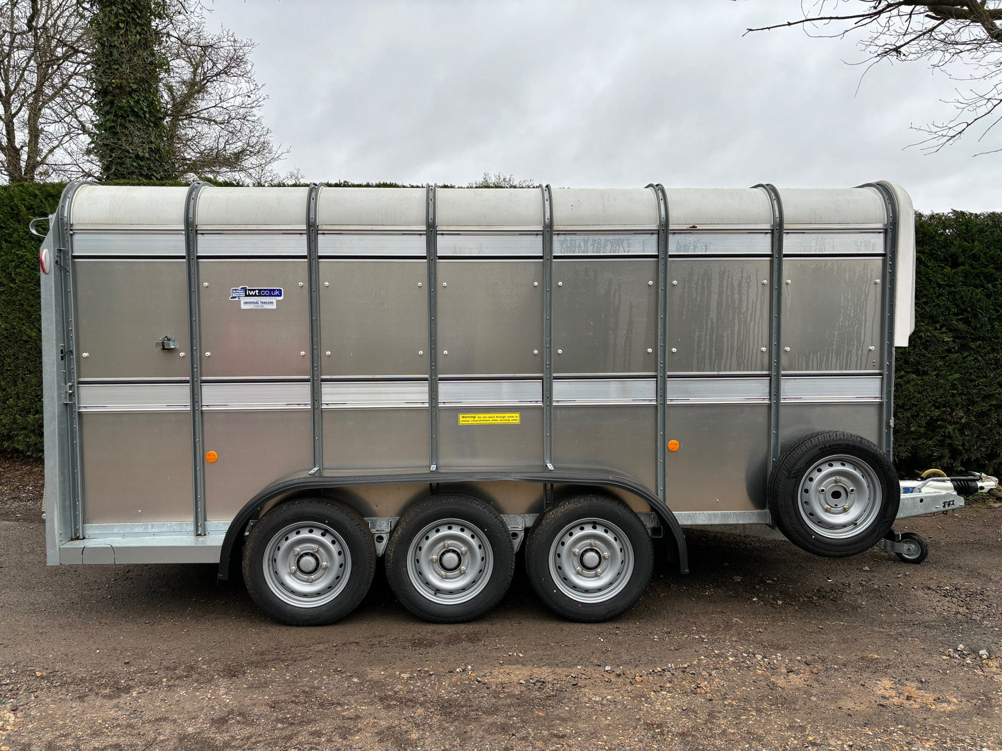 Brand New Ifor Williams TA510 14x7