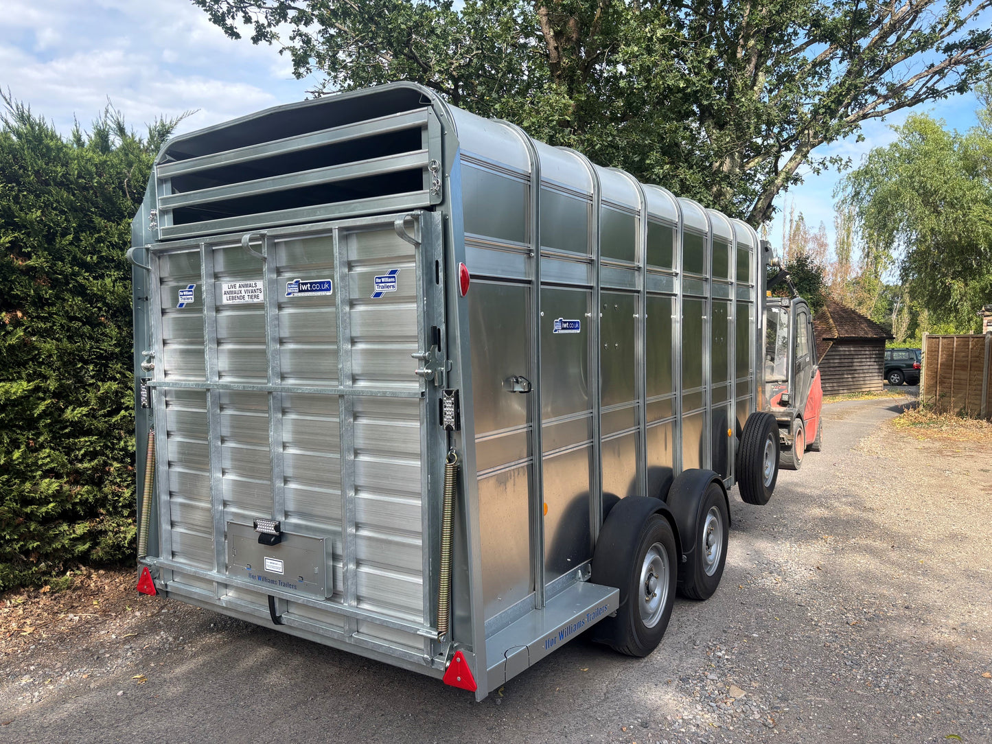 Brand New Ifor Williams TA510 14x7 UNI40414
