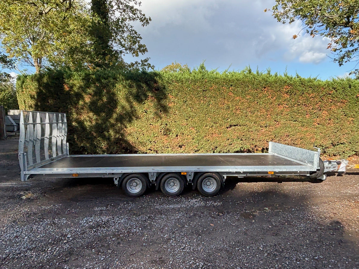 Brand New Ifor Williams TB5521 HB