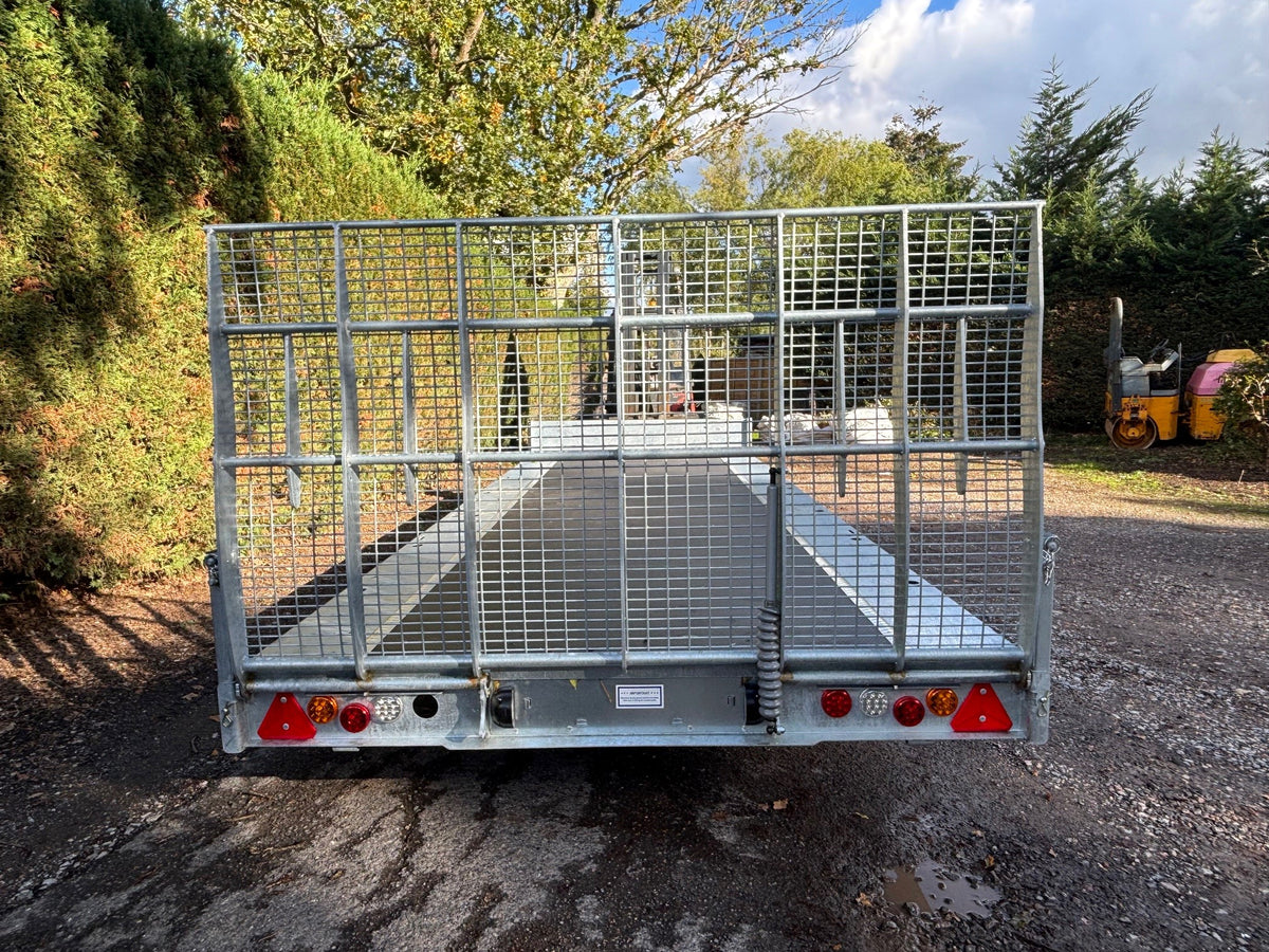 Brand New Ifor Williams TB5521 HB