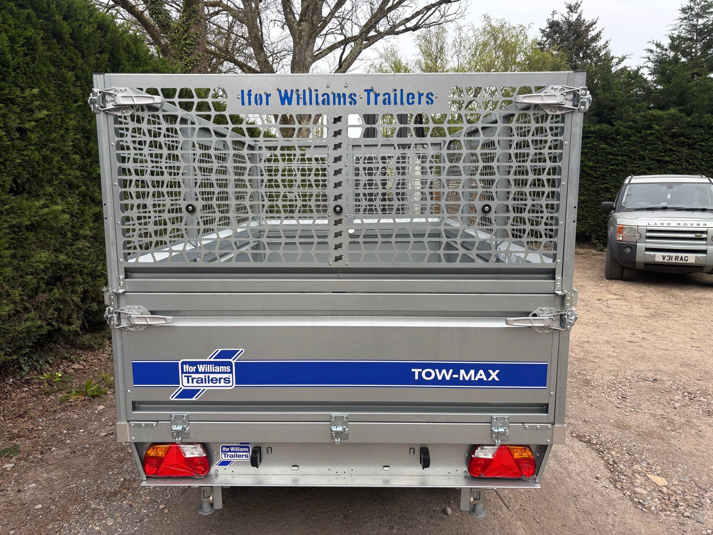 Brand New Ifor Williams Tow-Max Trailer TM202-2514 Mesh