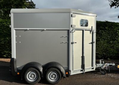 Brand New Ifor Williams HB403 UNI38220