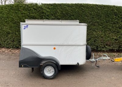 Brand New Ifor Williams BV64 UNI39532